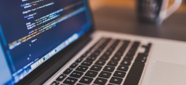 زبان برنامه نویسی C++ چیست؟